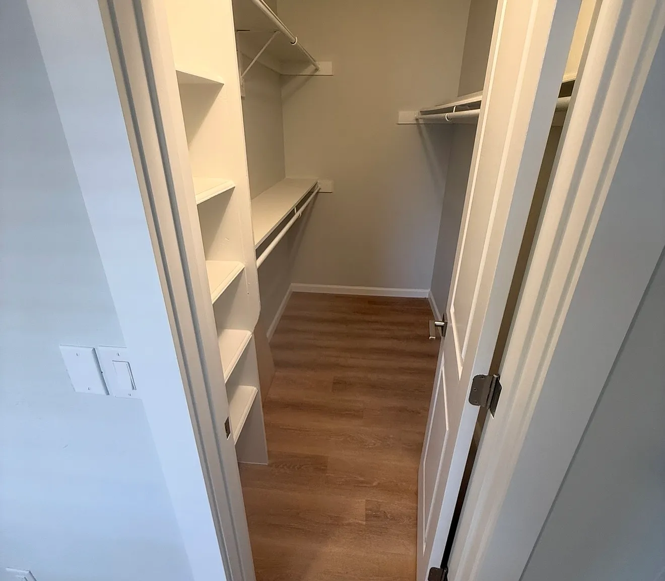 2 bed, 984 sqft, $1,700 — Photo 3