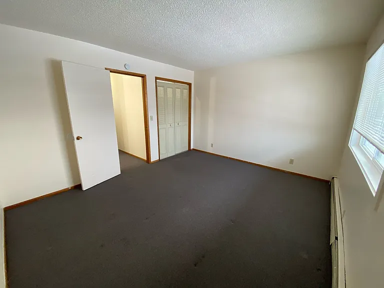 8055 Jewel Lake Rd — Photo 5