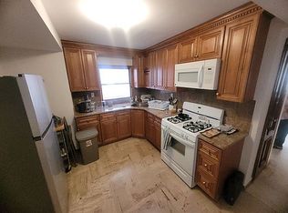 34-46 192nd St #1, Flushing, NY 11358