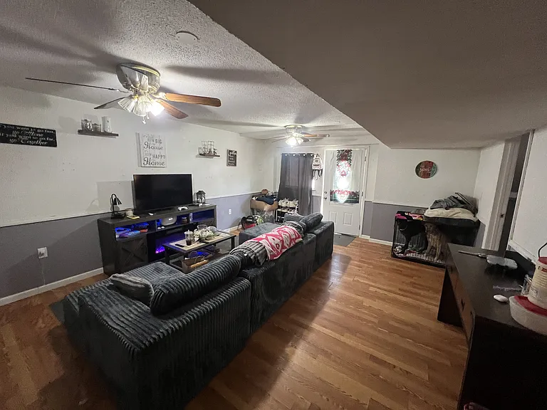 Harley Drive - 50 — Photo 2