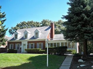 8415 Northcote Ave, Munster, IN 46321