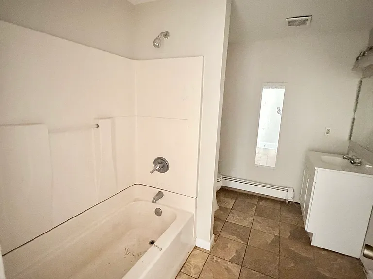 558 Columbia Ave #1 — Photo 15