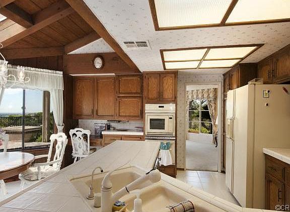 5th image of 5515 E Crest De Ville Ave