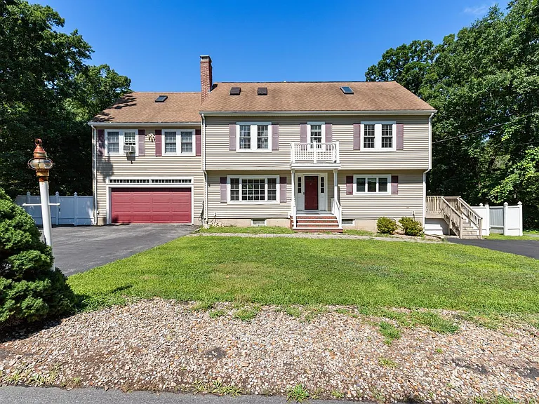 15 Marion St — Photo 1