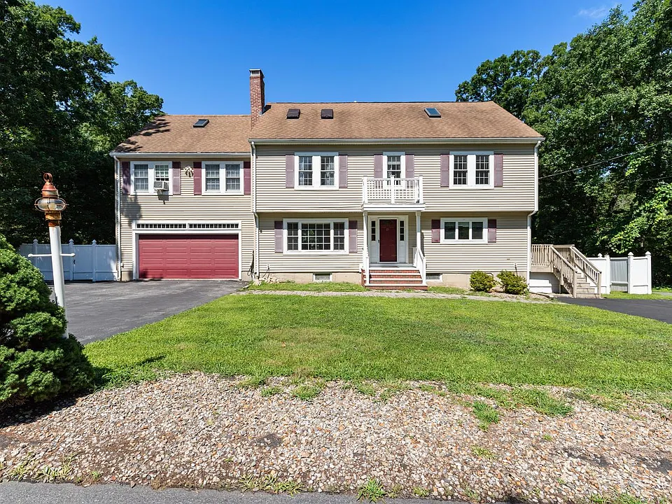 15 Marion St