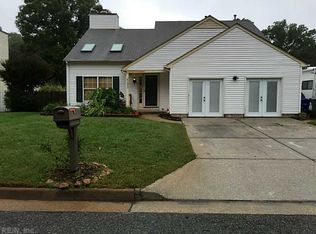 233 Whitebrook Ln, Newport News, VA 23602