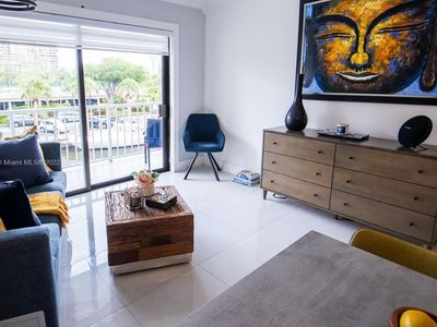 1650 NE 115th St APT 302, Miami, FL, 33181