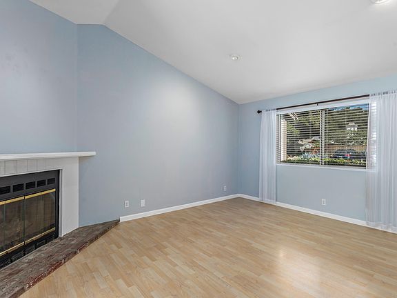 4th image of 6043 Suellen Ct