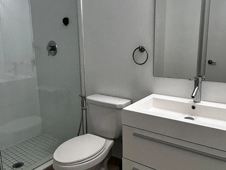 297 College St #607 — Photo 28