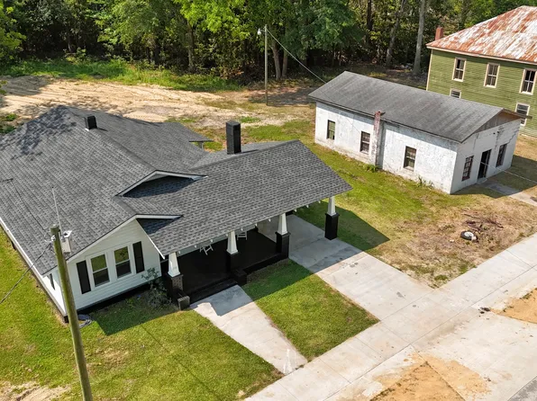 6946 Main St, Cobbtown, GA 30420