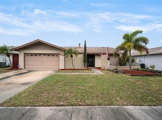 2350 Moore Haven Dr W, Clearwater, FL 33763