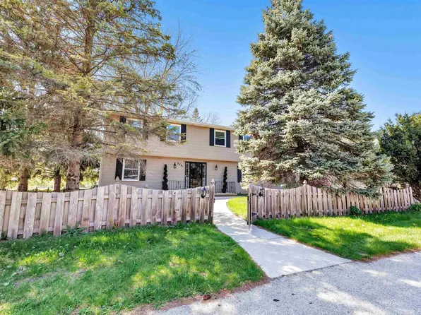 2221 Kentucky Ave, Green Bay, WI 54302
