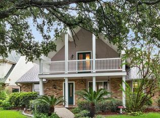 4533 Chateau Dr, Metairie, LA 70002