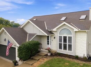 6453 N Amoret Ave, Kansas City, MO 64151