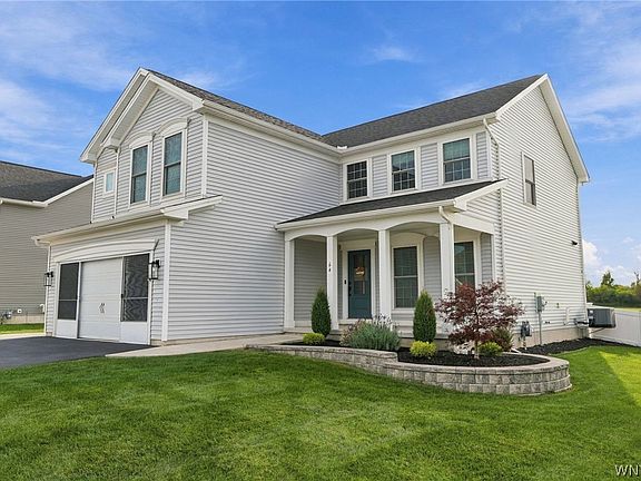 3rd image of 64 Jaycee Ln
