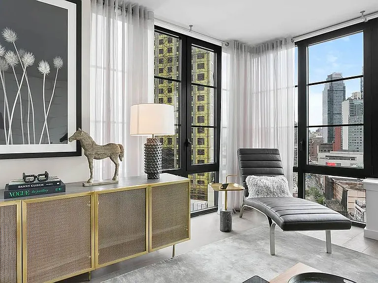 1 Flatbush Ave #1702 — Photo 4