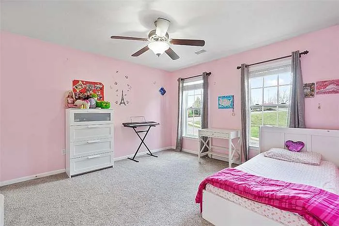 5702 Stockbridge Ct — Photo 20