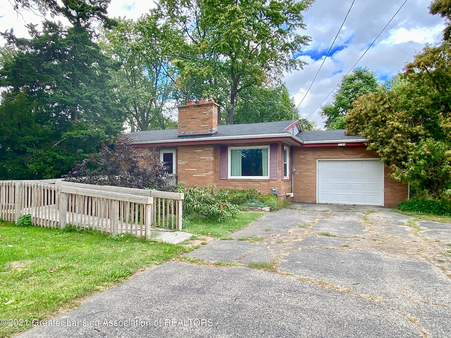 7791 E Saginaw Hwy photo 1