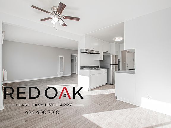 3rd image of 12737 Moorpark St APT 10