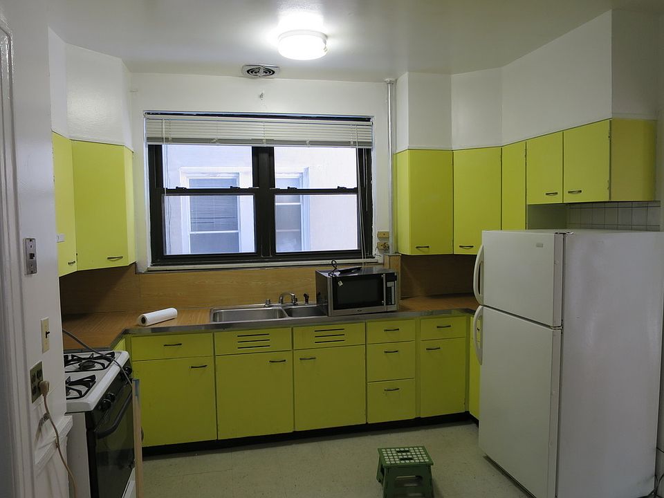 1st image of 3423 43rd St APT 1F