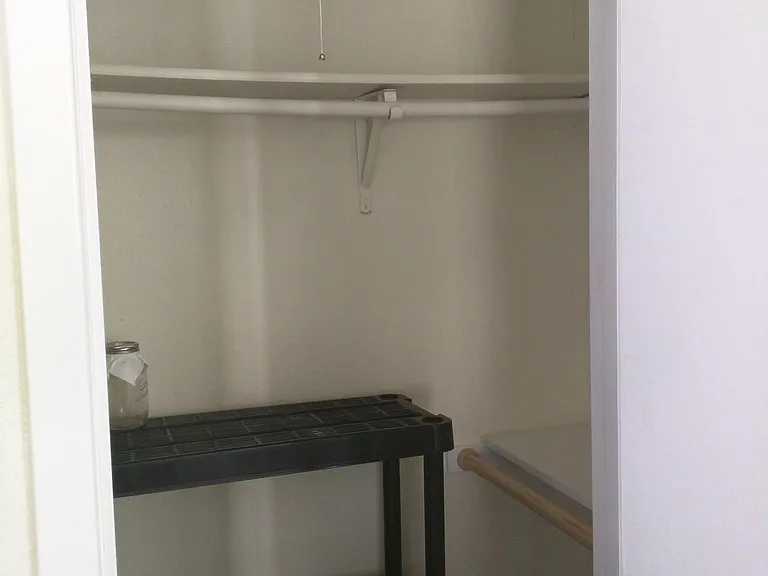 3416 Lynridge Dr #B — Photo 18