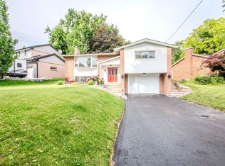 27 Tower Cres, Barrie, ON L4N 2V3