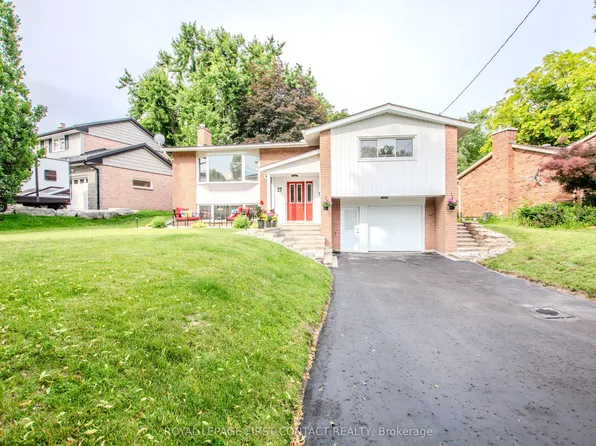 27 Tower Cres, Barrie, ON L4N 2V3
