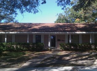 2616 Oaks Dr, Pasadena, TX 77502