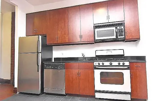 Rented by Compass | media 3