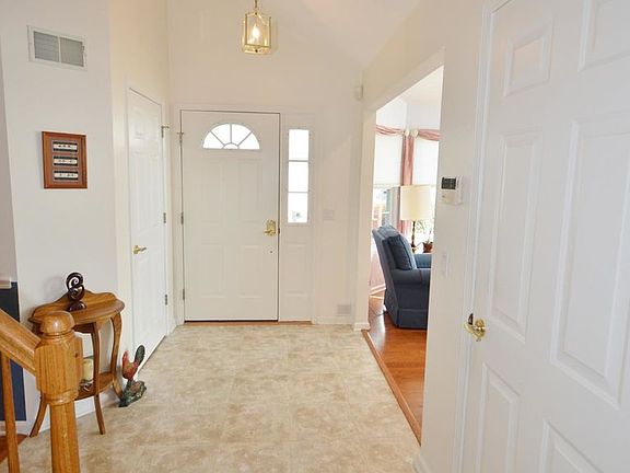 3rd image of 3539 Vicari Ave