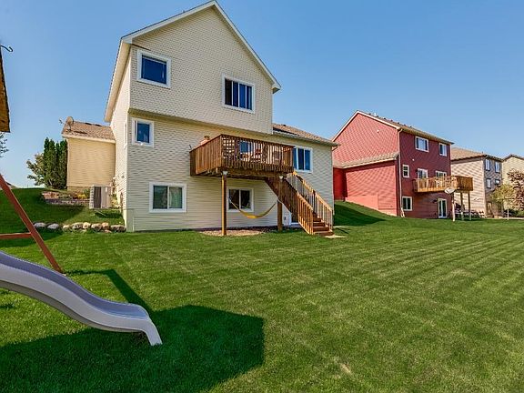 2nd image of 15767 Fairoaks Ave N