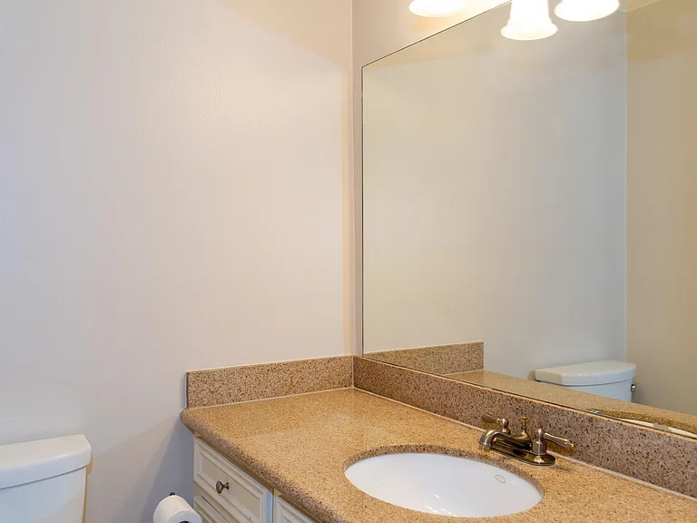 1704 Crystal Hills Dr — Photo 13