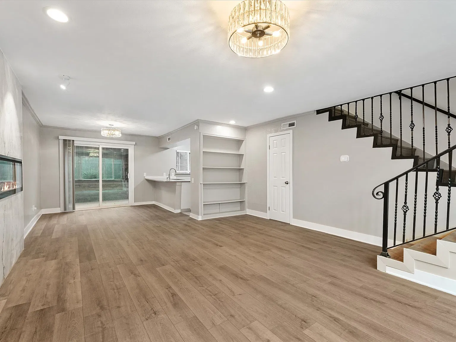 4136 Cole Ave — Photo 4