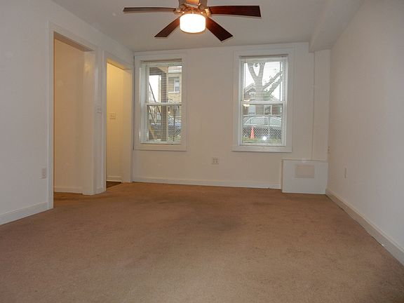 4th image of 3022 S Emerald Ave #1