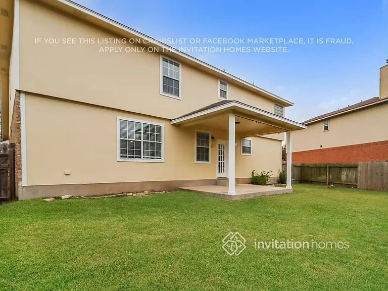 1635 Abbey Ln — Photo 14