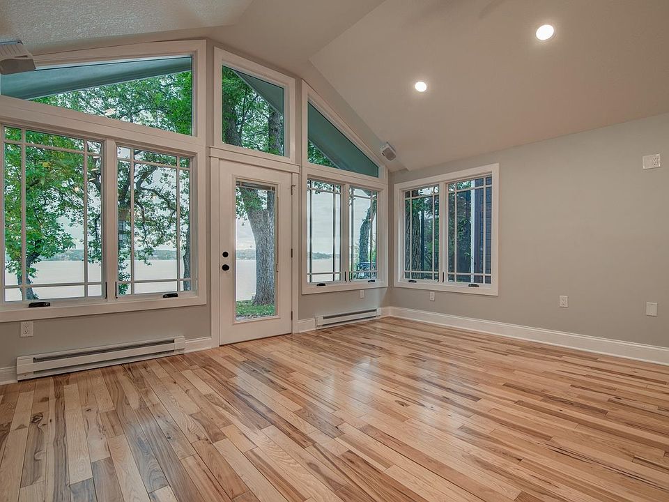 2520 Manhattan Blvd, Wahpeton, IA 51360 Zillow