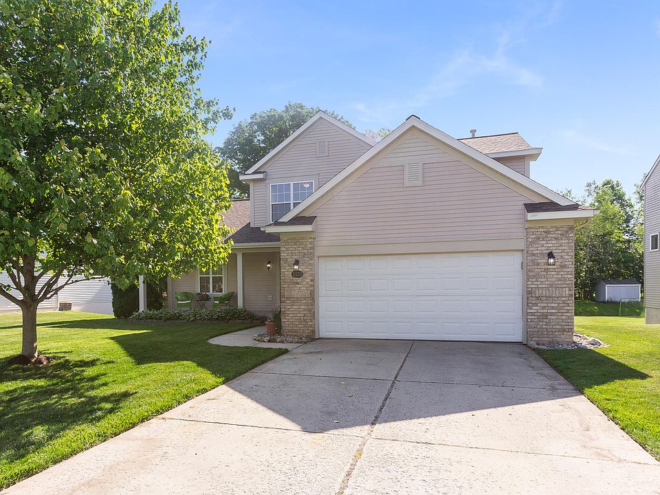1st image of 5570 E Grove Dr SE