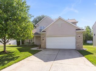 5570 E Grove Dr SE, Kentwood, MI 49512