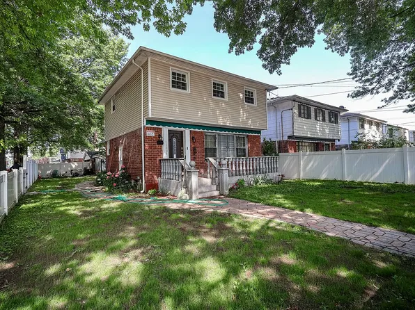 110-01 175th St, Jamaica, NY 11433