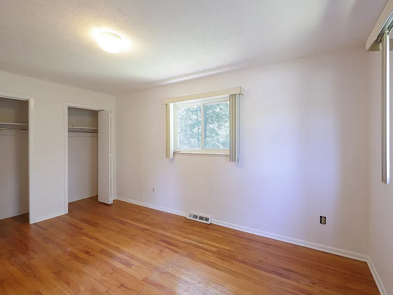 4762 W Farnhurst Rd — Photo 21