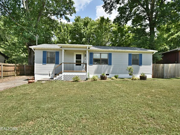 805 Lake Glen Ln, Knoxville, TN 37920