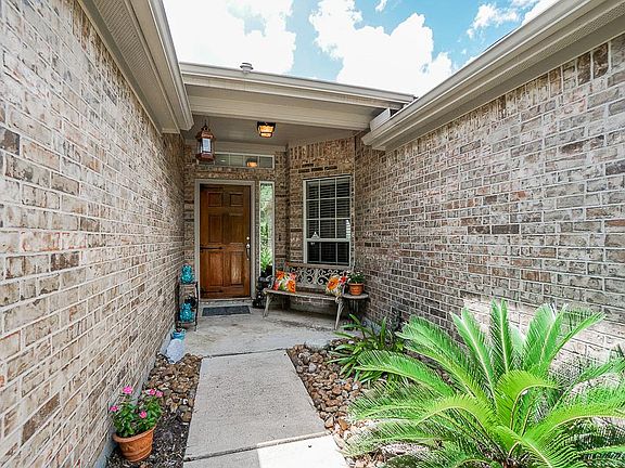 4th image of 24423 Schivener House Ln