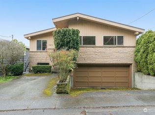 3223 30th Ave W, Seattle, WA