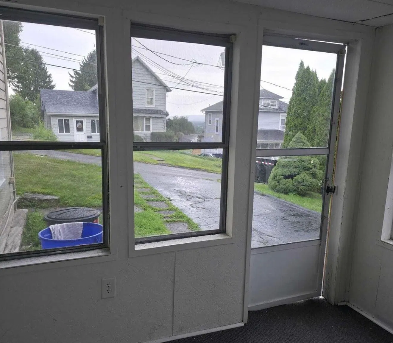 3 bed, 1638 sqft, $1,200 — Photo 2
