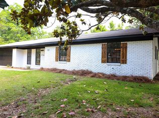 1756 Smallwood St, Jackson, MS 39212