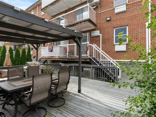 24 Cove Lane image 21 of 26