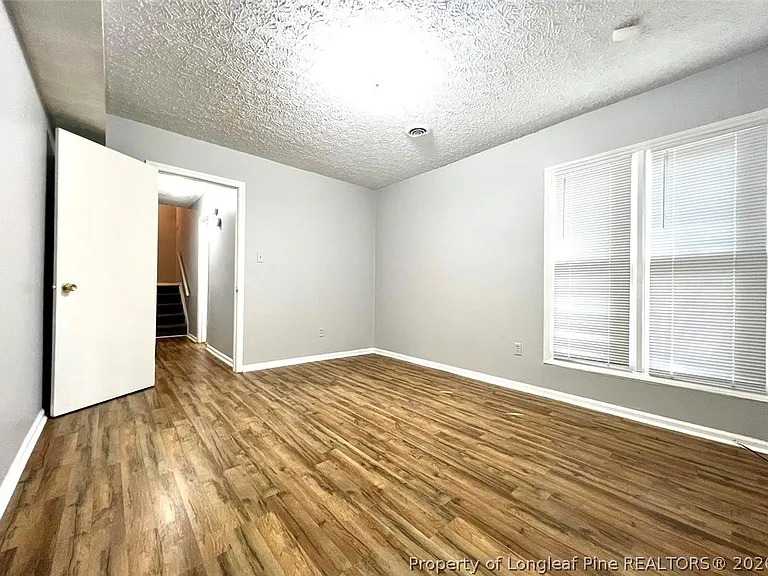 7013 Darnell St — Photo 5