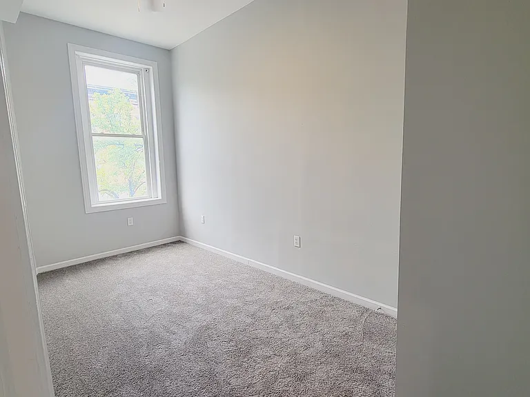Secondary bedroom