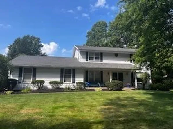 1508 Pasadena Dr, Erie, PA 16505
