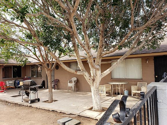 3rd image of 2115 W Glenrosa Ave